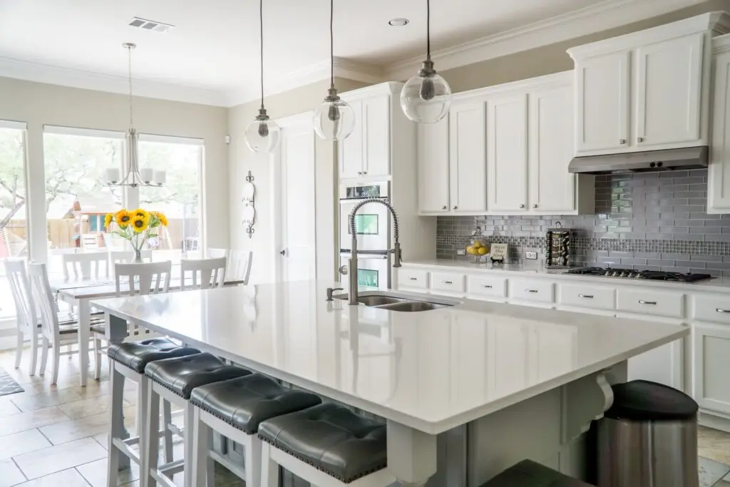 light surfaces to make your kitchen bigger how to make your kitchen look bigger
